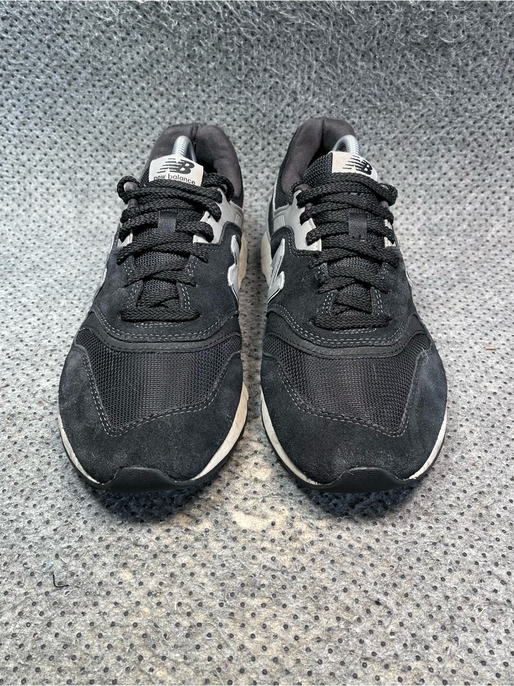 New Balance 997H Black Silver Running Shoes Size 10 Men’s - Picture 3 of 12